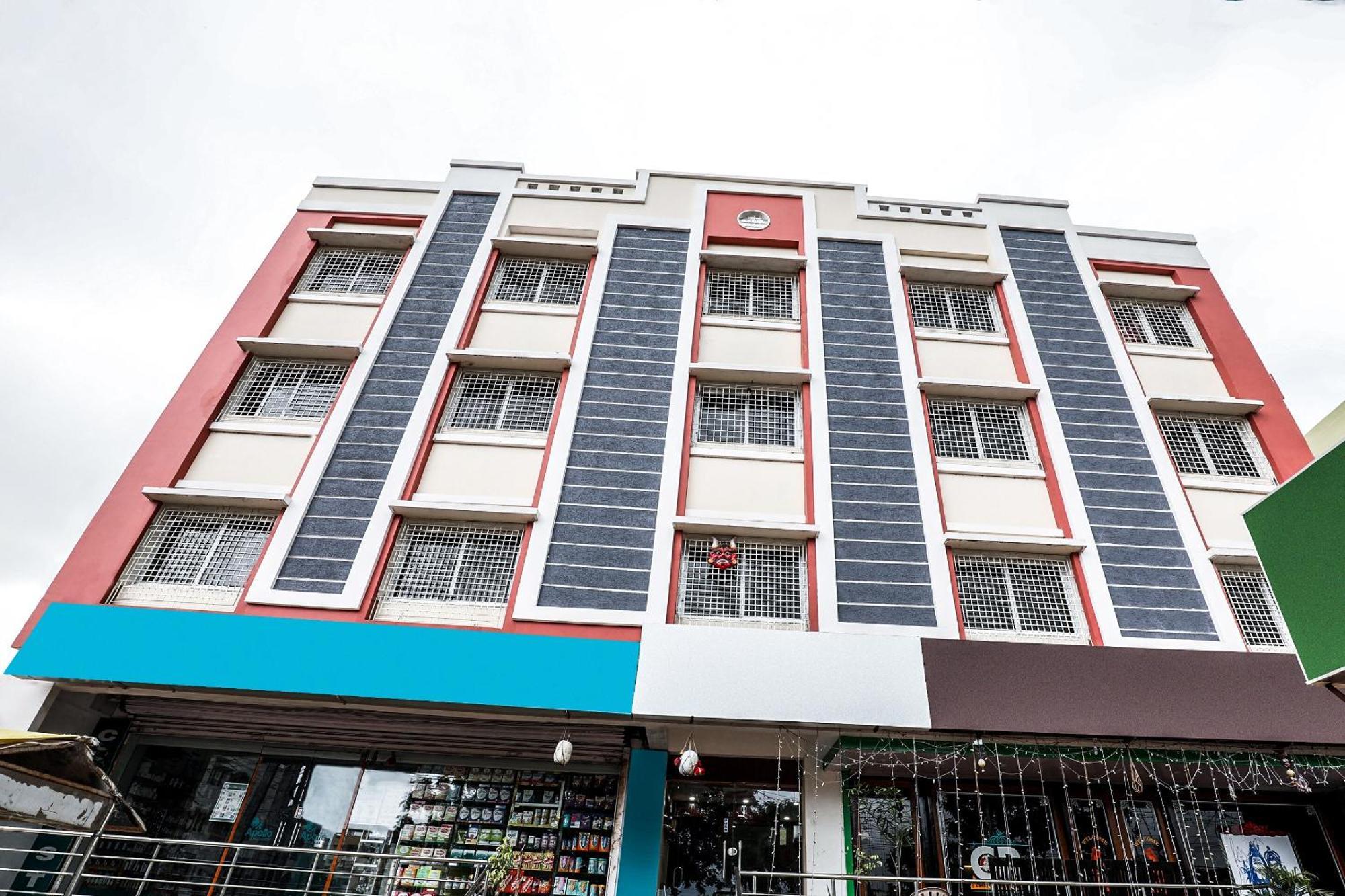 OYO 9930 Hotel AVS Residency Kurmannapalem Exterior foto